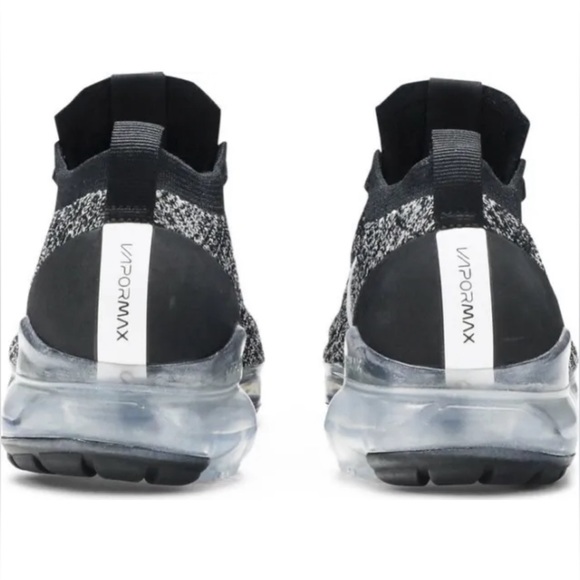 Nike Air VaporMax Flyknit 3 Oreo Size 6.5 - Picture 4 of 4